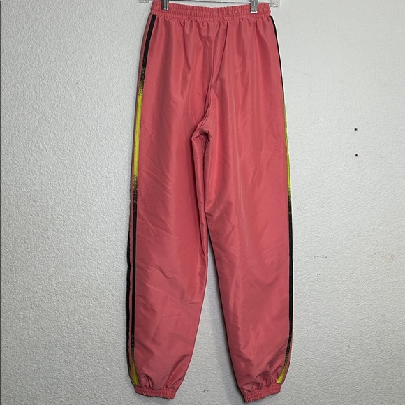 Adidas Women’s XSmall Fakten Track Jogger Pants Hazy Rose NWT Lined Activewear - Picture 4 of 11